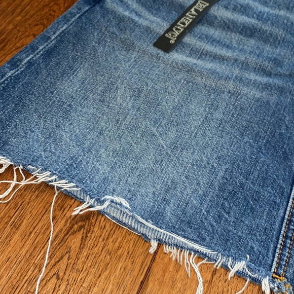 NWT- Blank NYC Jean skirt - Picture 4 of 6